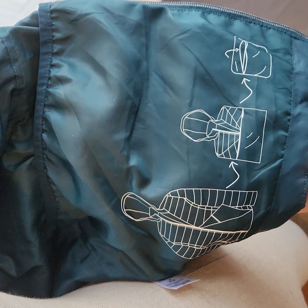 Time and Tru green packable puffer jacket - Picture 7 of 10